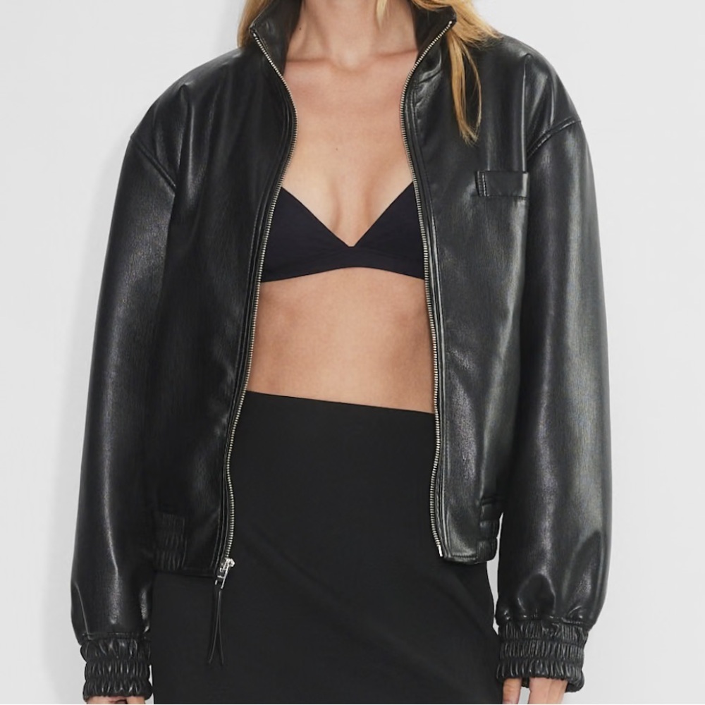 Aritzia Black Bralette TAULA BRAND NEW TAGS ATTACHED SIZE SMALL!